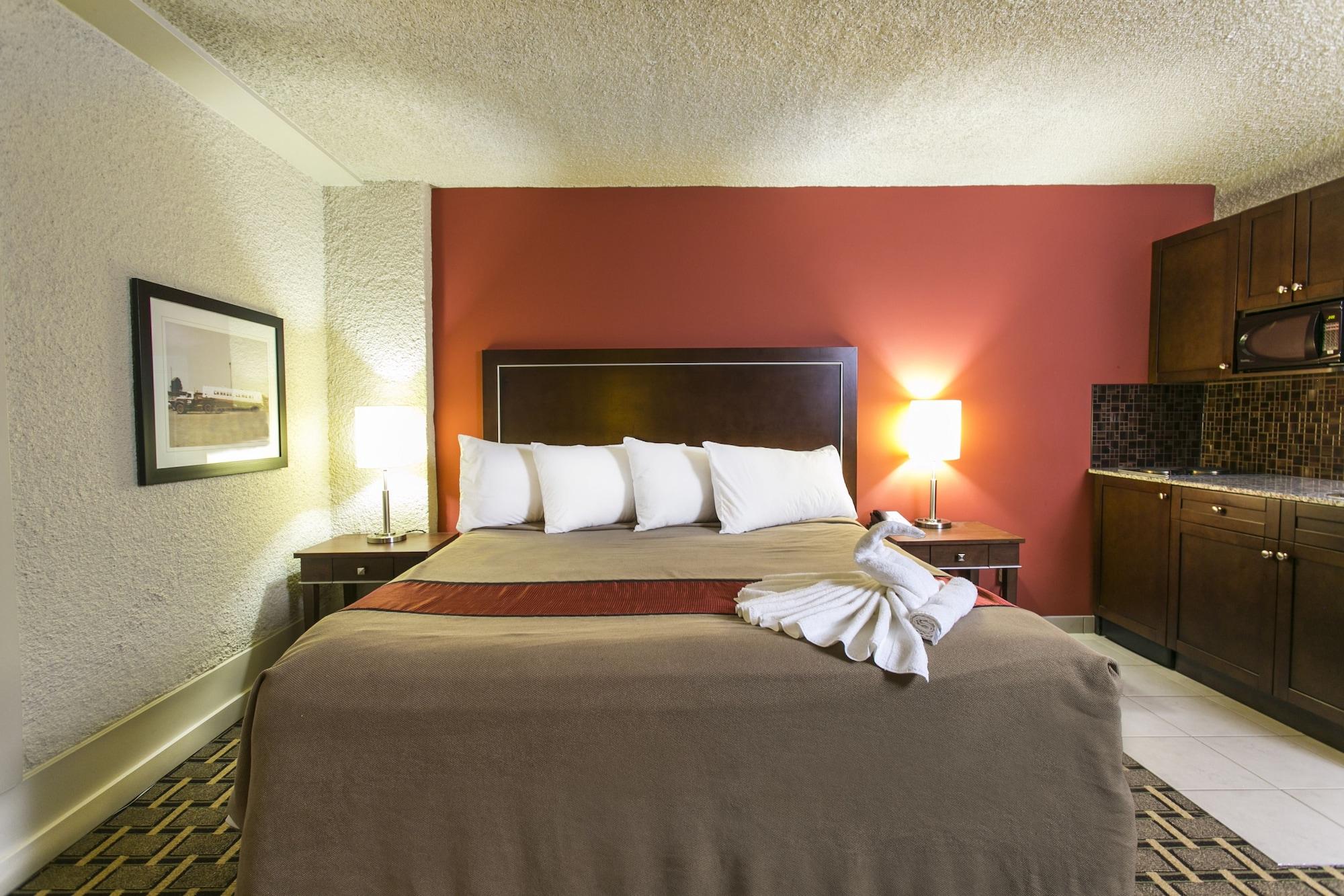 Ramada By Wyndham Edmonton Yellowhead Nw Bagian luar foto