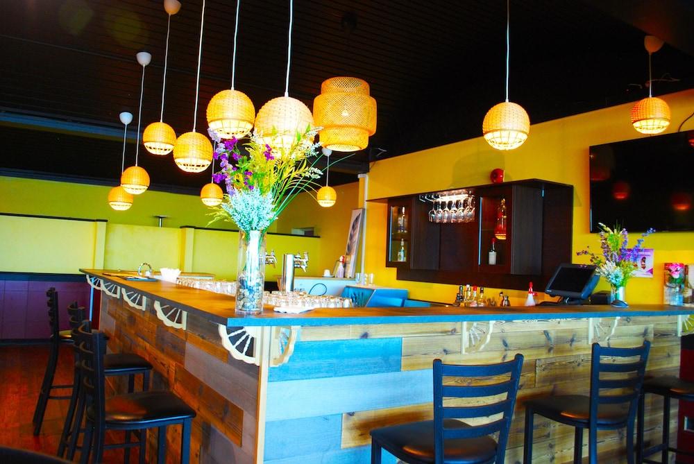 Ramada By Wyndham Edmonton Yellowhead Nw Bagian luar foto